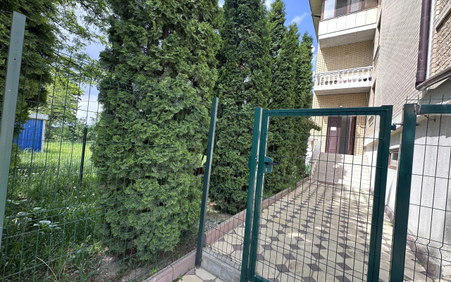 Na Ulitse Zheleznovodskaya 5 Flat