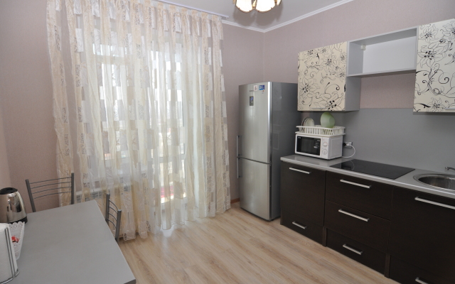 Apartamenty Kvartira 1-Komnatnaya S Vidom Na Gorod