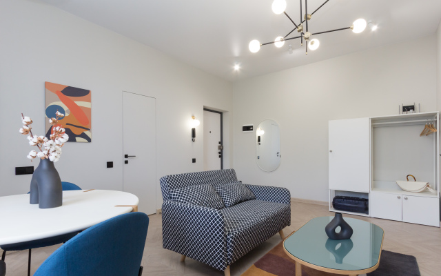 Квартира Величественная сталинка на набережной в историческом центре города-героя.