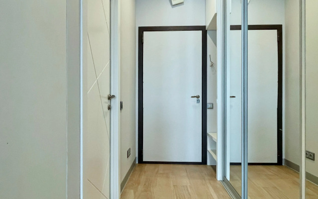 Апартаменты Просторные у ТЦ Авиапарк