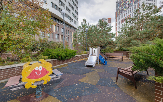 Happy People Na Ulitse Sosenskiy Stan Flat