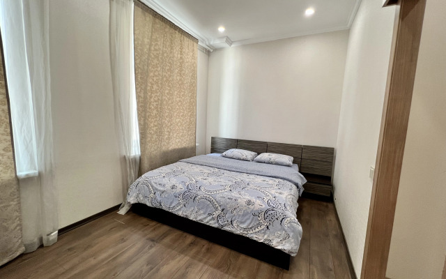 Апартаменты Дизайнерские Двухкомнатные Апартаменты Sky