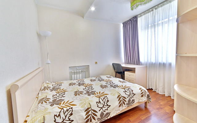 3-kh komnatnaya u parka Rivyera Flat