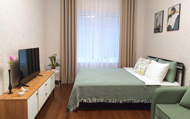 Uluchshennye Novy Lessner Apartments