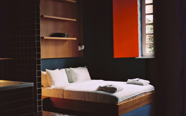 Blueberry Nights Hotel