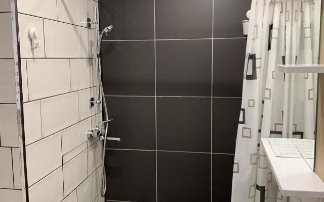 Апартаменты на Кольском 24