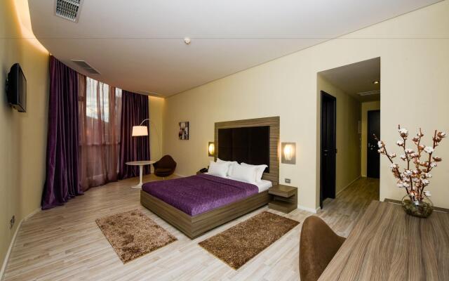 Sky Hotel