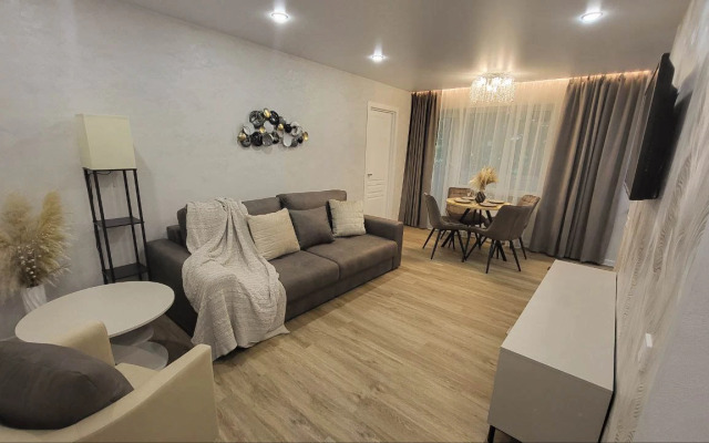 Uyutnaya v Samom Tsentre Kaliningrada Flat
