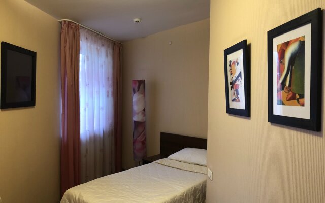 Galery Hotel (Sakura)
