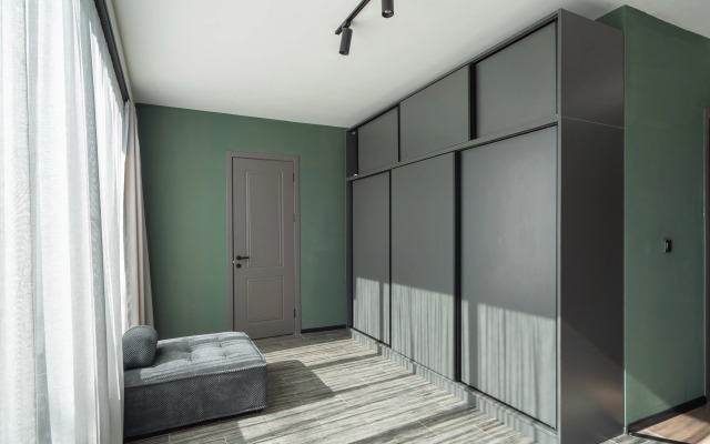 Chetyrehkomnatniye Niabi S Bilyyardom I Kinoteatrom Apartments