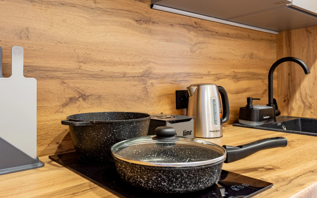 Prostornaya Studiya na 5 Etazhe Flat