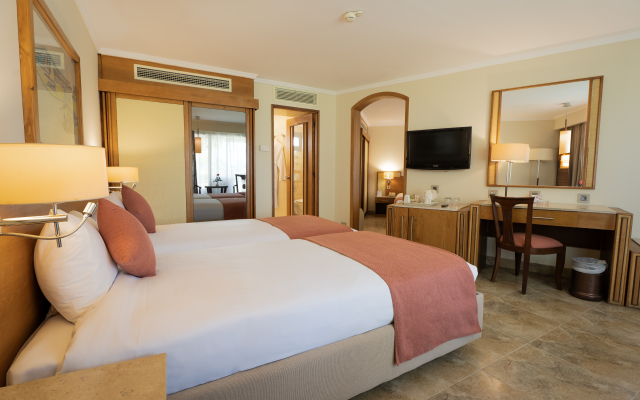 Jolie Ville Hotel & Spa Kings Island Luxor