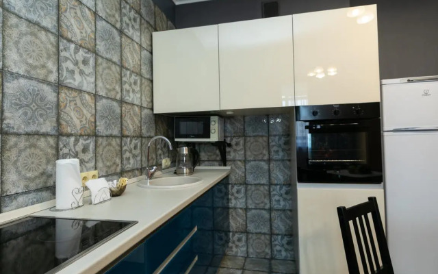 Квартира Этажидейли евродвушка с балконом