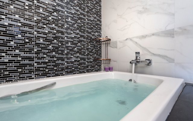 Luxury Villa Private Pool and Parking V6 Villa