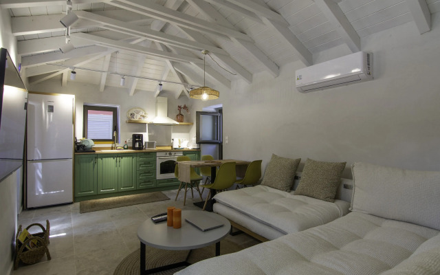 Olive Grove by the Sea Kardamyli Private house