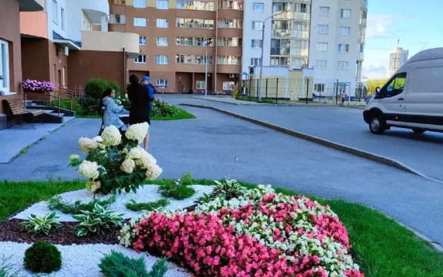 Апартаменты просторные у Аквапарка с видом на Уральские горы