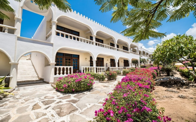 Jumbo Watamu All Inclusive Hotel