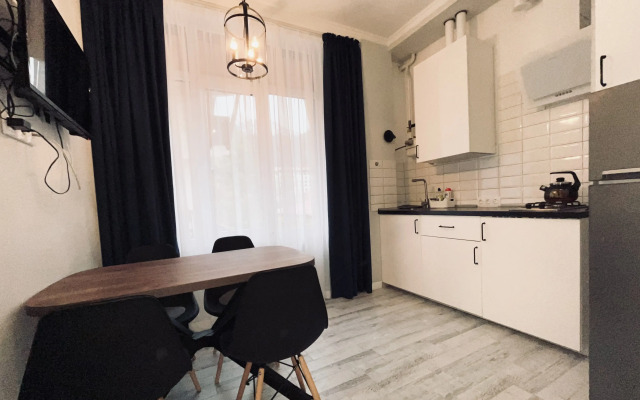 App Van Apartments