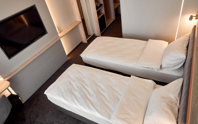 3a Oktyabryskaya M4 Hotel