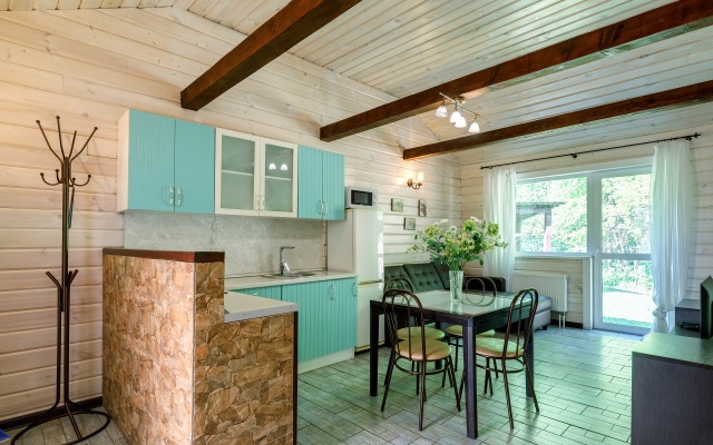 Dom Na Lesnoy Opushke Guest house