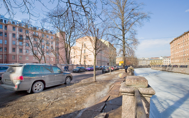 Apartments on Griboedova 113