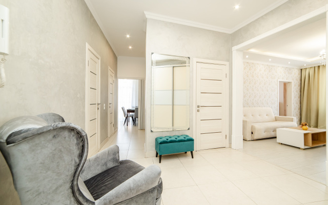S dvumya spalnyami na Sverdlova Apartments