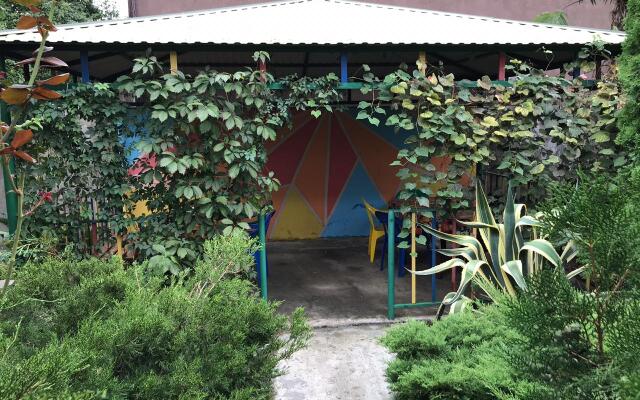 Nikol Guest House