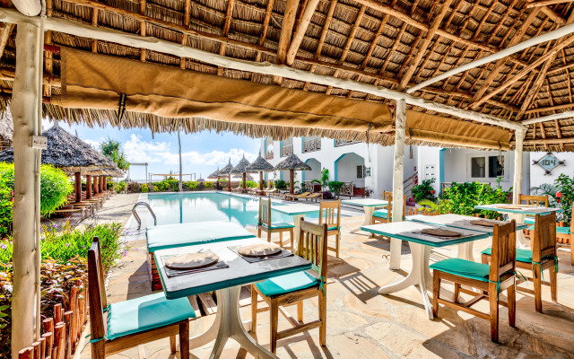 AHG Sun Bay Mlilile Beach Hotel