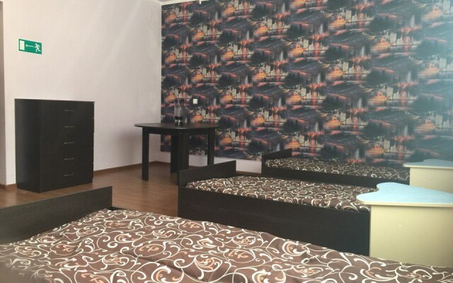 Tsentralnyij Guest House