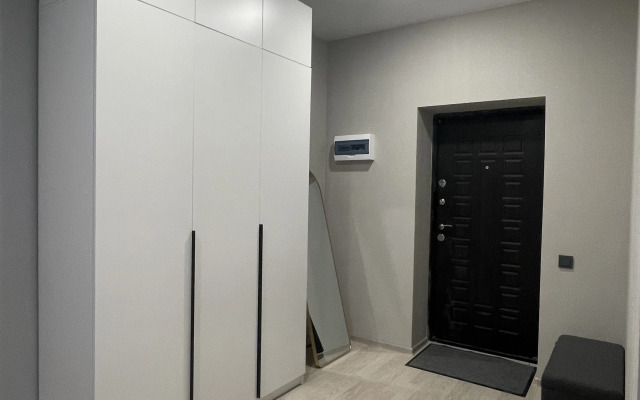 Квартира Просторная на Курсантов Кировцев