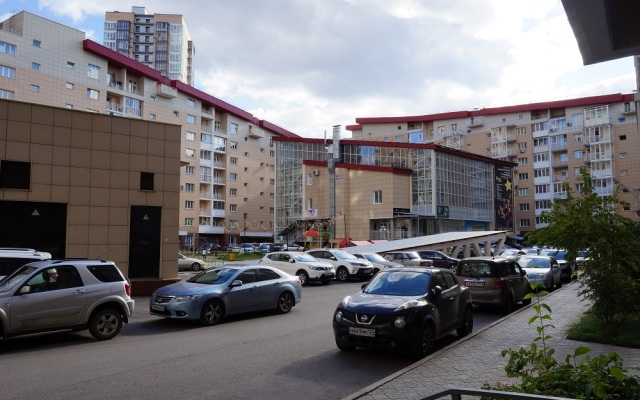 Апартаменты Авиаторов 25