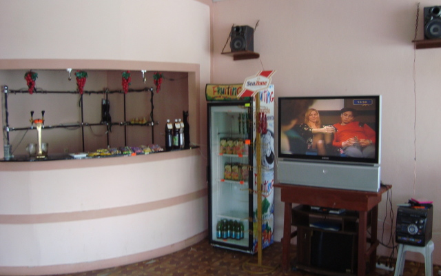 Leonardo Guest House