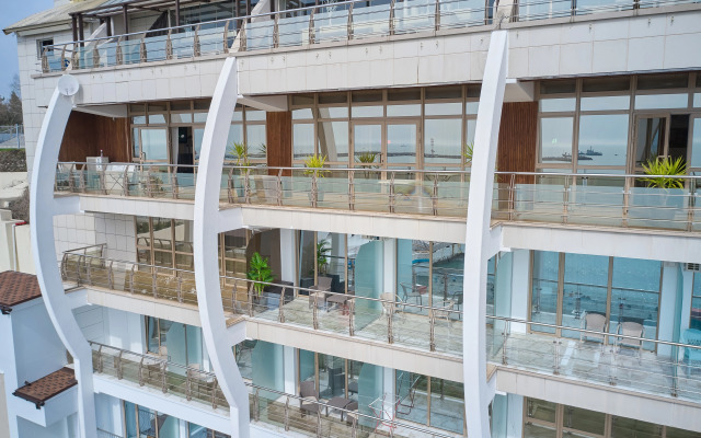 Отель Серенити Премиум