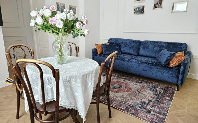 Dokhodny dom Istomina Flat