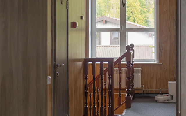 Шале Горностай Кедровое