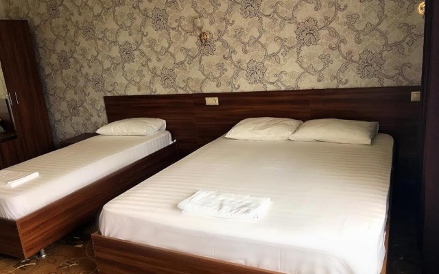 Lazur Abkhaziya Hotel
