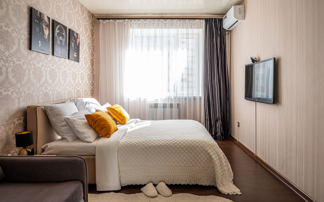 Dobry Sutki na Tukhachevskogo Flat