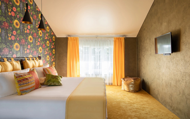 Myata Guest House