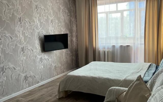 Na Prospekte Rybakov 10 Apartments