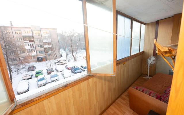 Квартира 2 комнатная квартира улица Республики 92