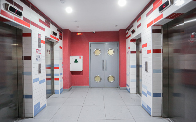 Studiya V Gagarinskikh Vysotakh Flat