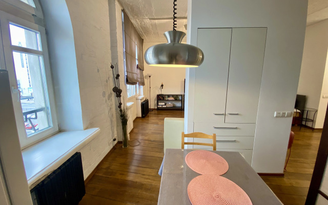 Studiya S Otdelnoy Spalney V Rayone Vokzal Apartmentsa