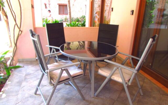 Porto Antigo 1 Apartments