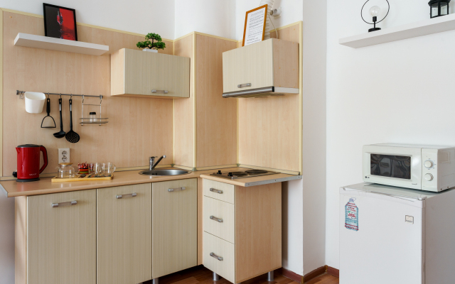 Udobnaya Kvartira V Tsentre Tyumeni Lodging House