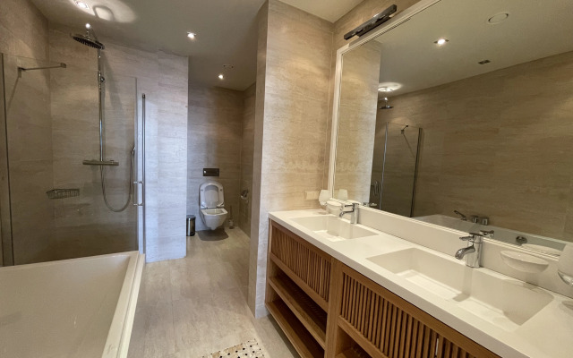 Apartment with sea view