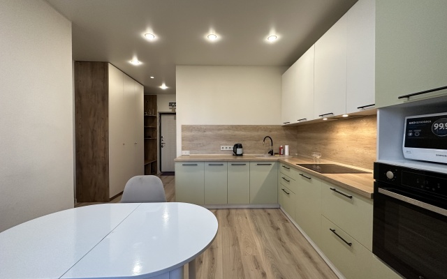 1-kom Smolina 67/2-131 Ulan-Ude centr KakDoma Flat