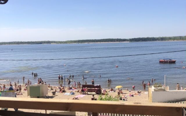 Частный дом на Волге 2