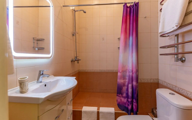 Na Krasnogvardeyskoy Ulitse 38AlitA Flat