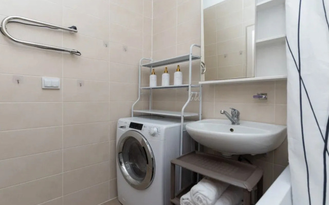 Na Ulitse Petukhova 162 Flat