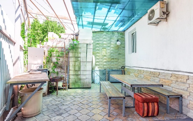 Na Vishnyovoy 36 Guest House
